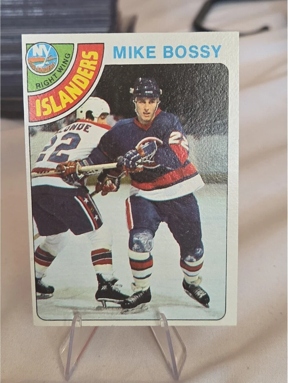 1978-79 Topps Mike Bossy Rookie #115 New York Islanders RC Sharp Corners